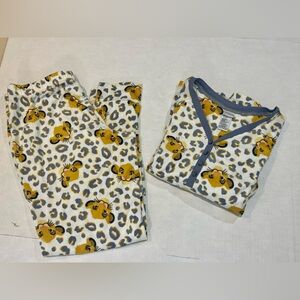 The Lion King Disney Women’s 2-Piece Pajamas Size Small (4-6)